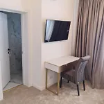 Jolie Boutique