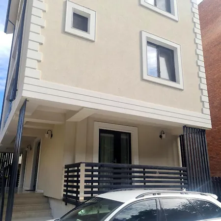 Villa Jolie 4*
