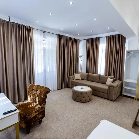 Hotel Jolie Boutique Corp B