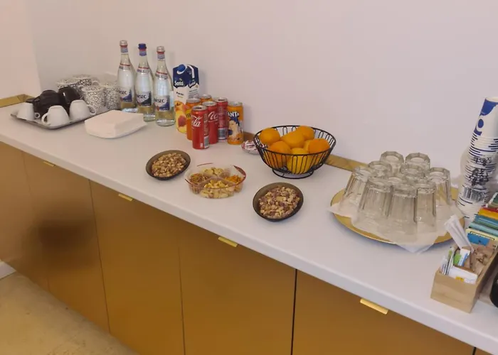 Jolie Boutique Corp B