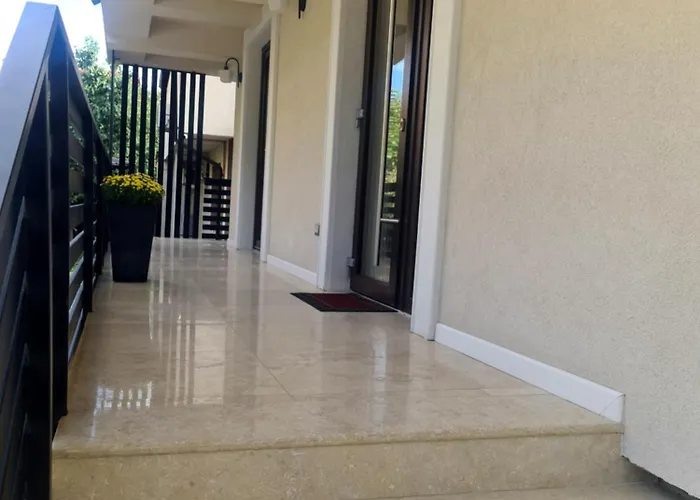 Hotel Jolie Boutique Corp B