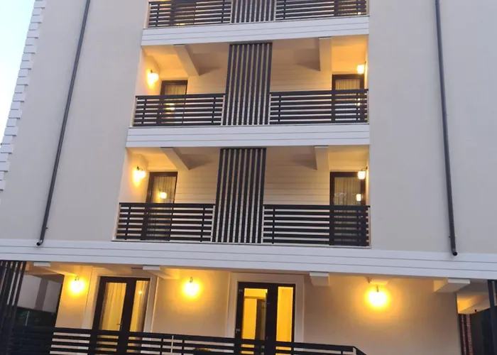 Jolie Boutique Corp B