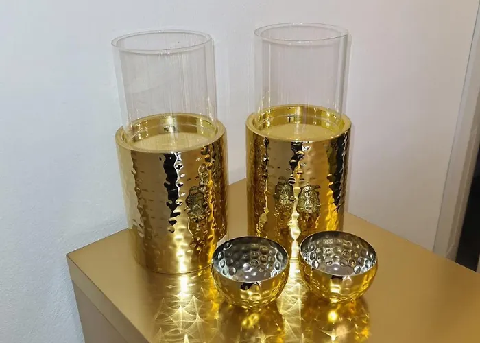 Jolie Boutique Corp B